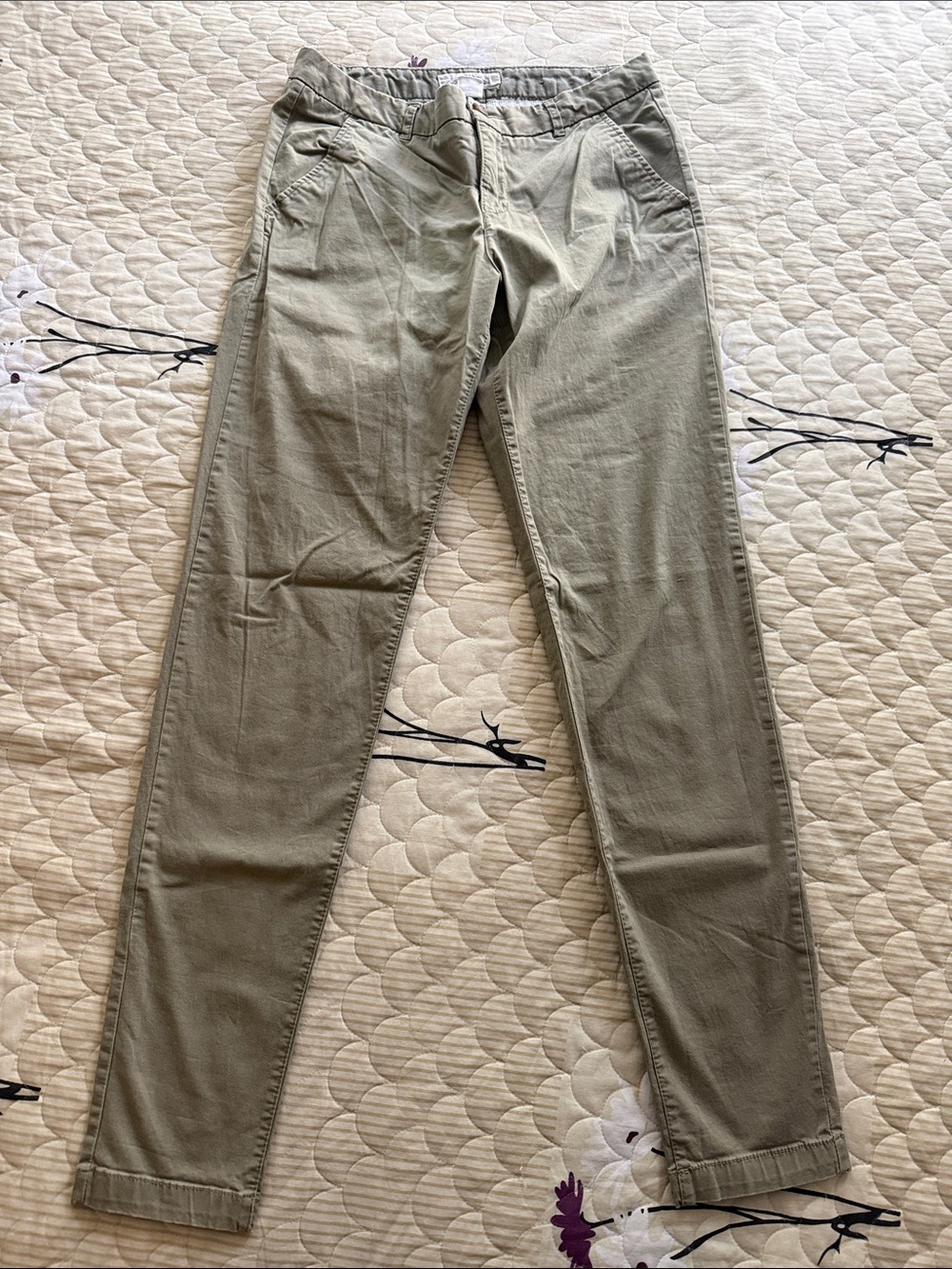 Women's Skinny Pants in Olive Green